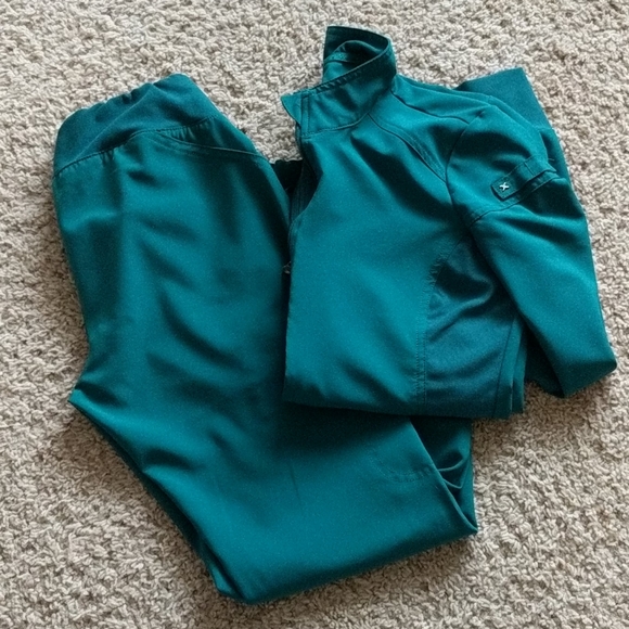 Cherokee iflex scrub set - Picture 1 of 7